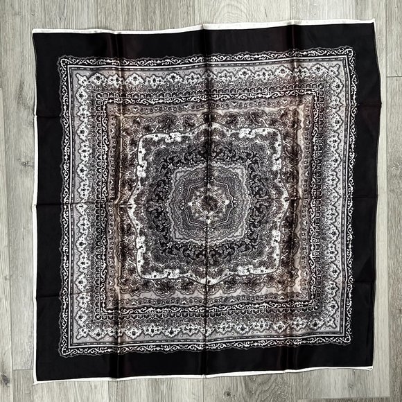 Vintage Black/Silver Silk Pocket Square - Picture 1 of 2